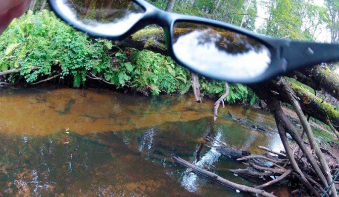Поляризационные очки для рыбалки и их цена