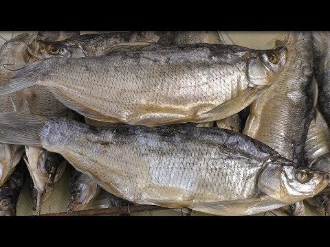ИДЕАЛЬНЫЙ СПОСОБ ВЫМОЧИТЬ СОЛЁНУЮ РЫБУ, Вяленая рыба,Как правильно засолить сколько вымачивать рыбу