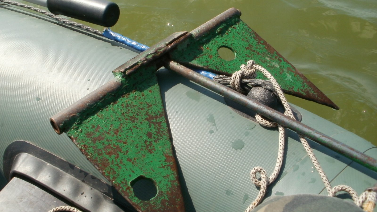 Якорь для резиновой лодки своими руками, без чертежа и инструментов