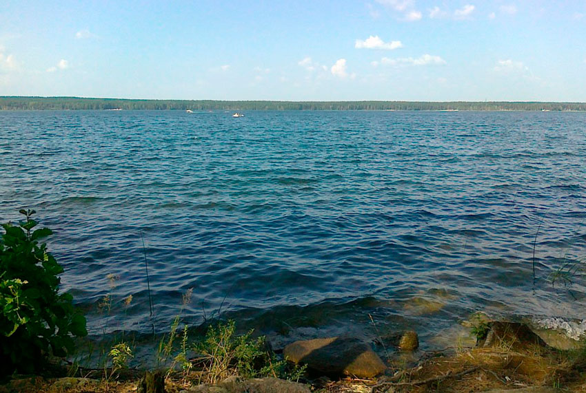 Озеро улагач